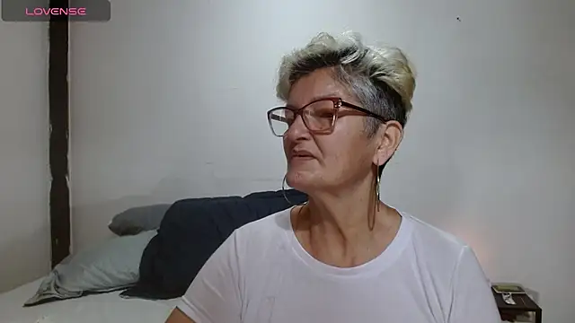 bety-cum2
