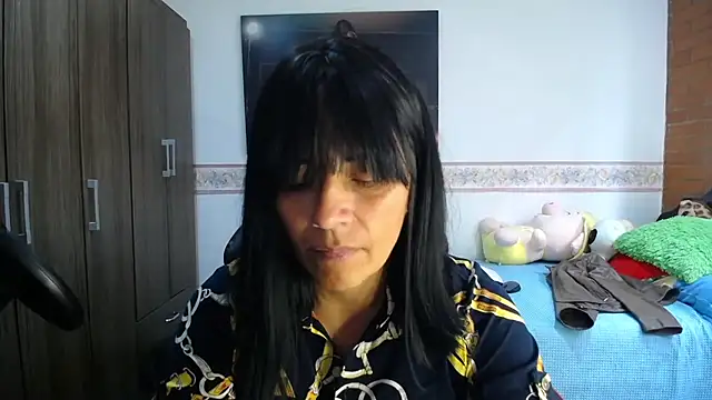 sharoon_cheerry live cam preview