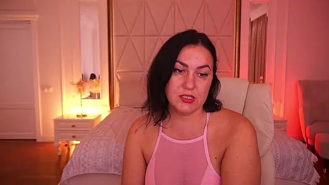 VelvetLuck webcam