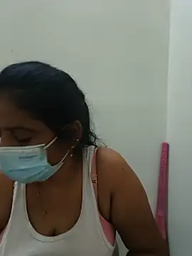 tamil_manjalmaami webcam