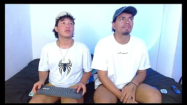 Duolatinhot69 webcam
