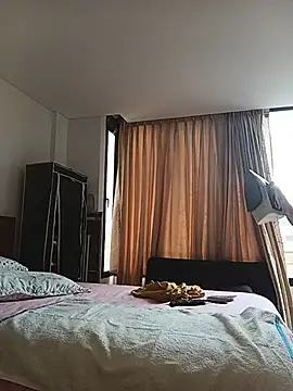 MiaIsabela_ webcam