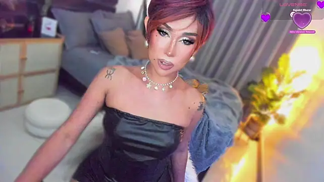 UrSluttyGoddess webcam