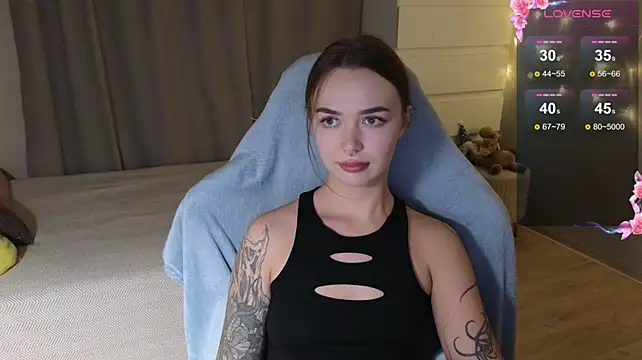 kate_leoo webcam