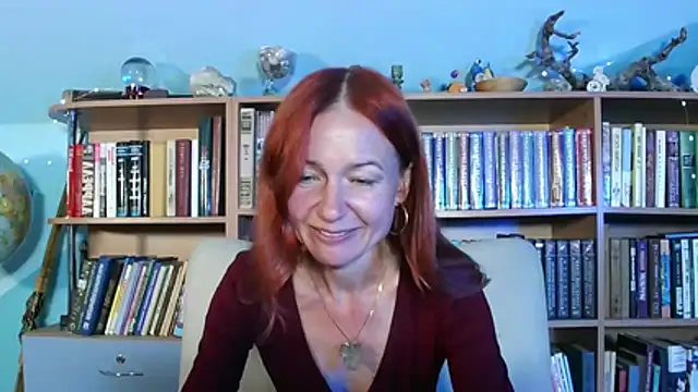 Foxilady357 webcam