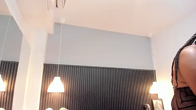 Tiana-Moon webcam