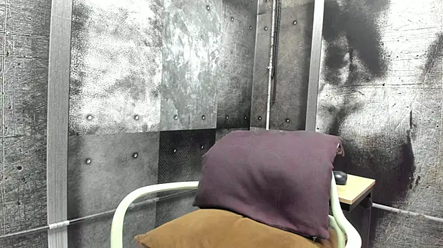 Gury_tattoo webcam