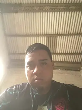 CockedWhithe3000 webcam