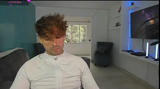 ARES_TATTO webcam