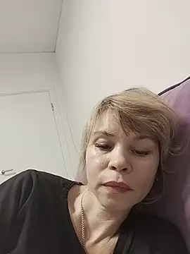 MaryPele webcam