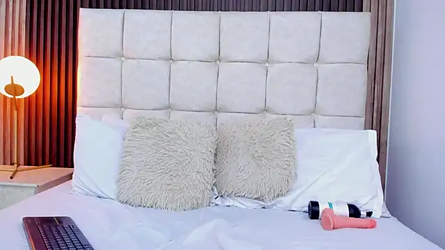 LiaSinner_ webcam