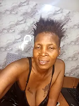JUNIORBLACKBEAUTYJUXX01 webcam
