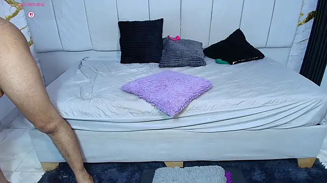 restless_baby webcam