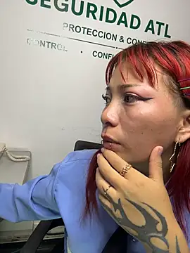 Zakura_66 webcam