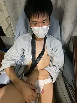 Zhang_yiovo webcam