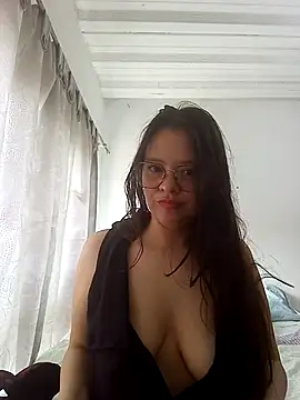 LunaaVelvett webcam