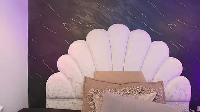 _MiaBrown_ webcam