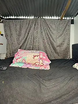Soe_Lara webcam