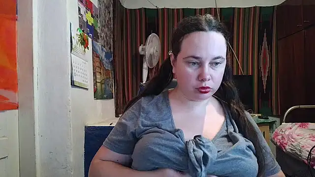 Cora_Maro webcam
