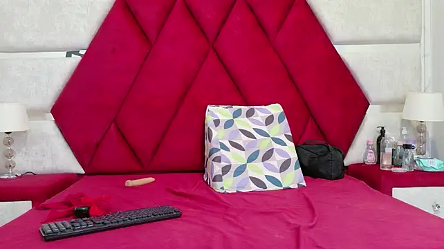 Kity_spiderr live cam preview