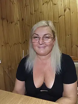 White-Chocolatte webcam