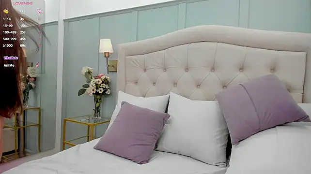 sarah_miller3 live cam preview