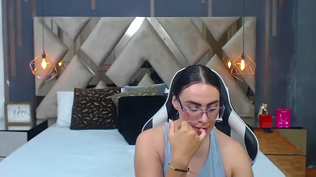 MartinaaFit live cam preview