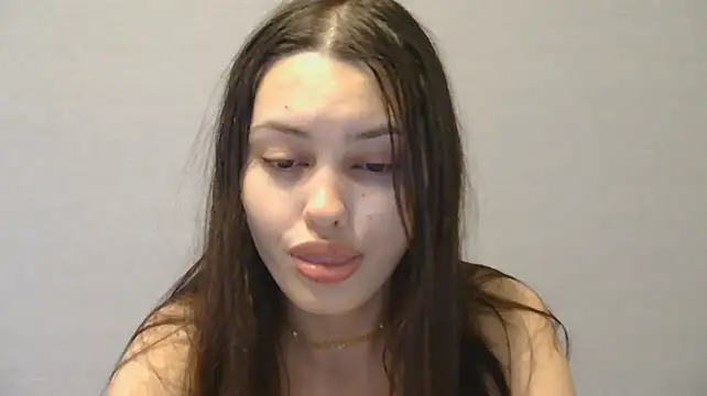 WizardLizzy live cam preview