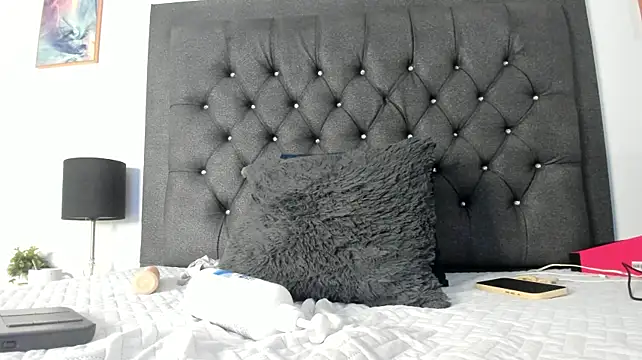 evelynl_auren webcam