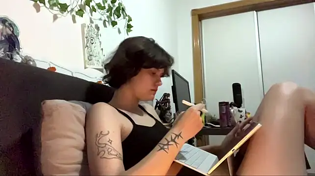HeyFriren webcam