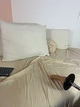 Anne_Milleerr webcam