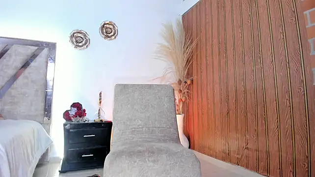 AGATHAA_WHITE webcam
