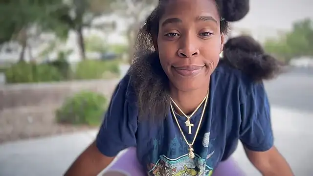 Cum2Charm