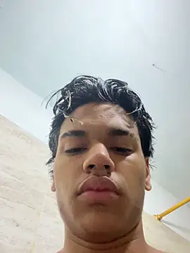 Marco_deluxxxe webcam