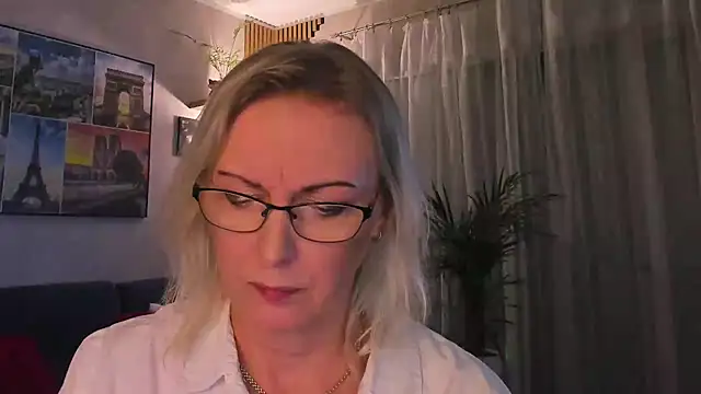 vanessa_chat