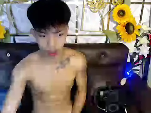 yourbabyjerson143 live sex cam