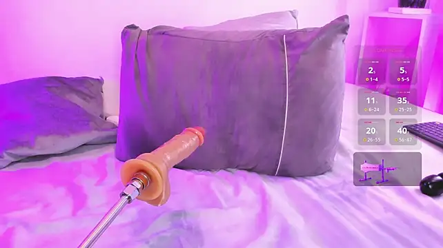 EmmaRouss1 live sex cam