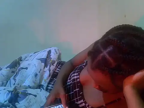 ebony_petite9