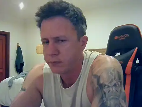 TroyDieselXXX webcam