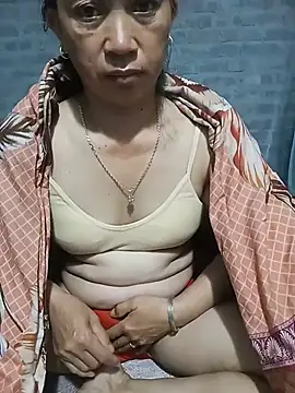 Linda-04 webcam