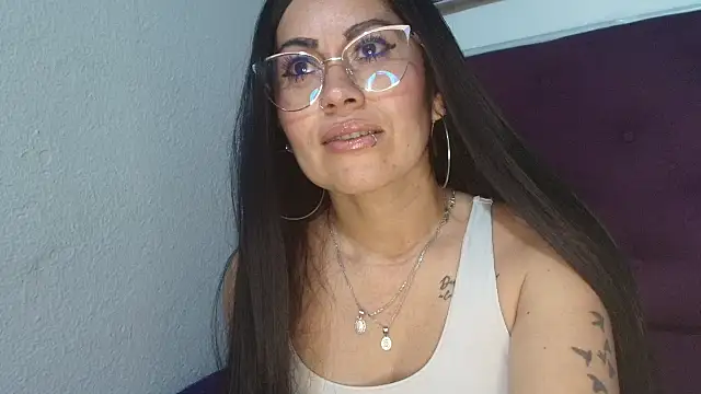 Tania_mature webcam