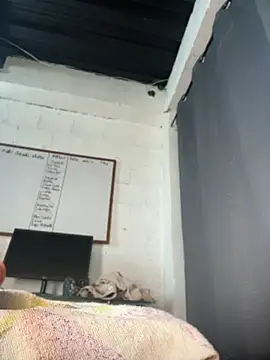 Nicolle_foxy live sex cam