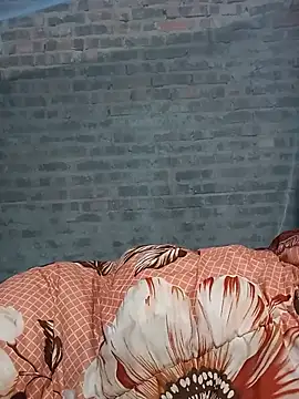 Linda-04 webcam