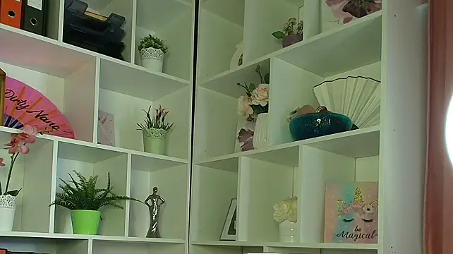 EmaBrownie live sex cam