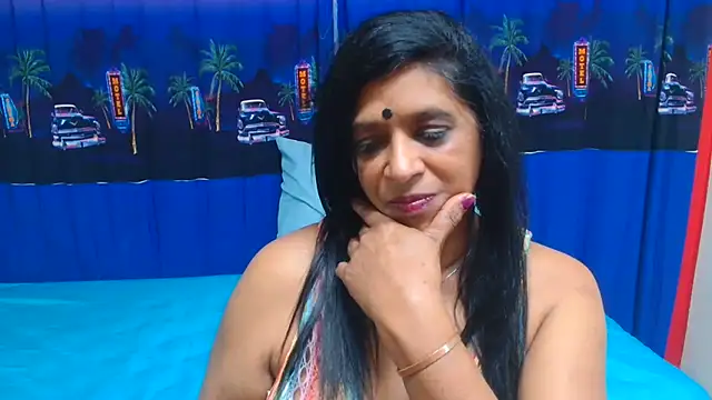 INDIANFUSION live cam on StripChat