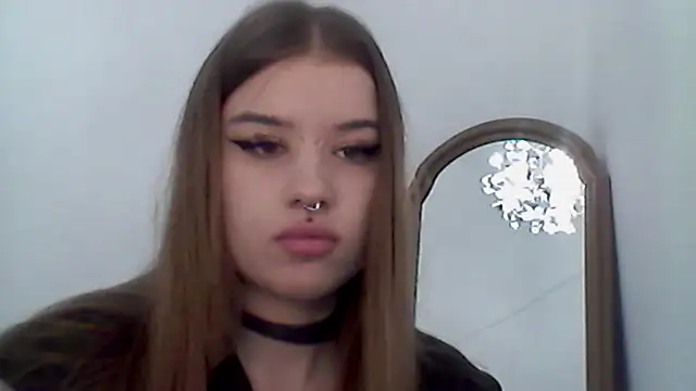 MollyHotTeen