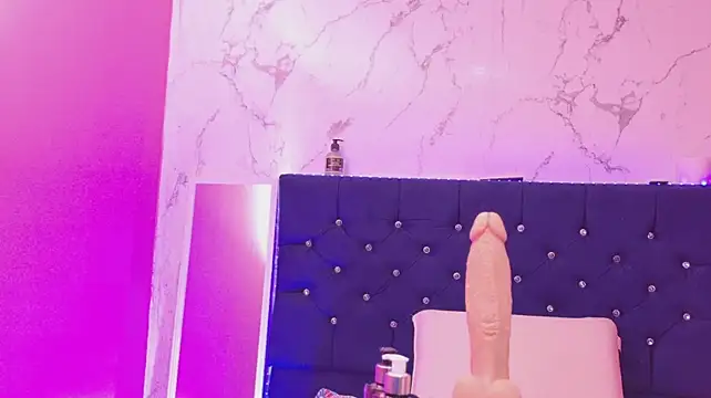 Dakotaa_Johnson webcam