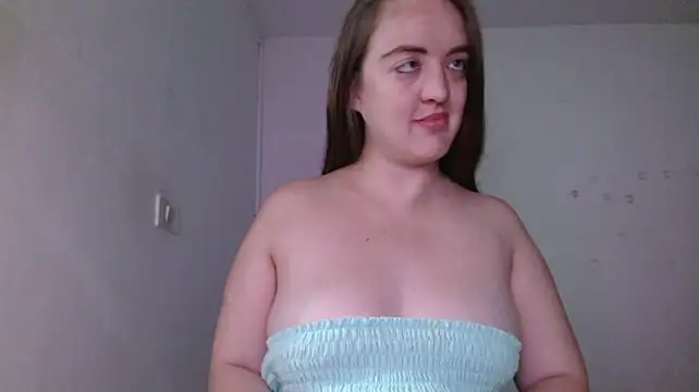Venus_Santana live cam on StripChat