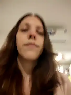 lauflor - Female Stripchat model