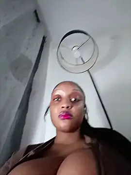 Busty_Bambi webcam
